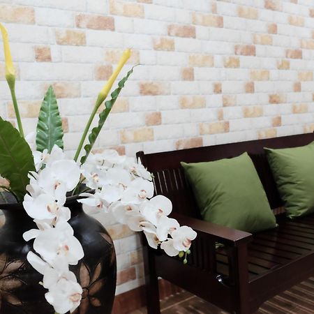 Sukhumvit 50 Garden Home Ban Khlong Nang Li Buitenkant foto